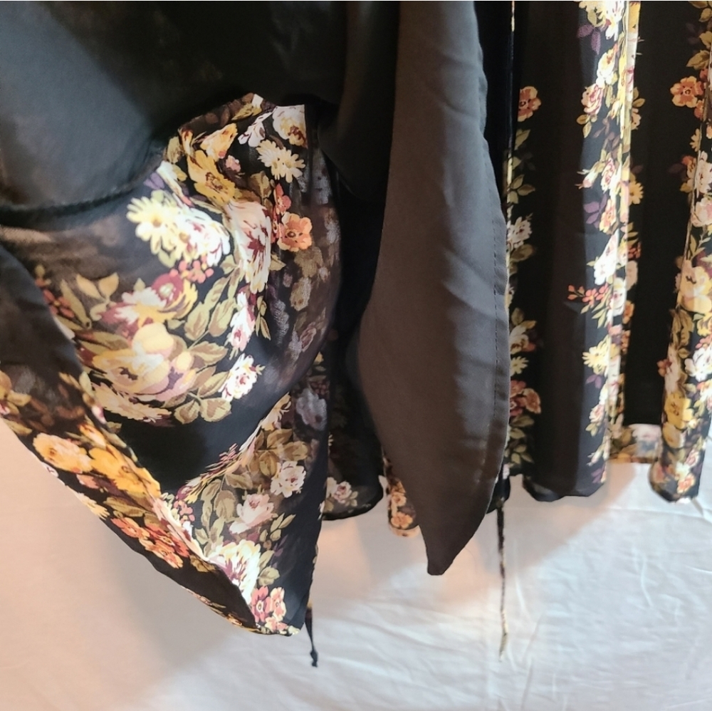 Wayfa Oleander Floral Boho Wrap Long Sleeve Mini Dress - Picture 6 of 7